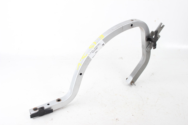 Петля багажника 6450312170 TOYOTA