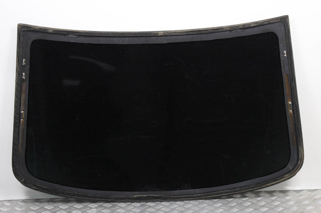 Автомобильное стекло заднее 64811AC170 TOYOTA