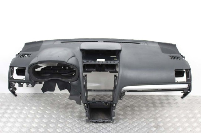 Панель приборная торпеды 66040FJ030 SUBARU