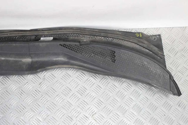 Жабо, правое 66862AU315 NISSAN