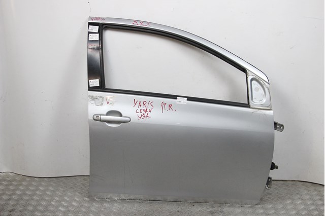 6700152400 TOYOTA Дверь передняя правая купить в Днепр