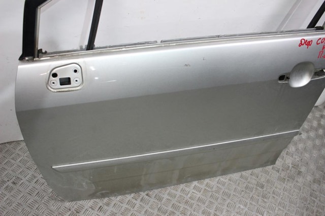 670020F010 TOYOTA Дверь передняя левая купить в Житомир