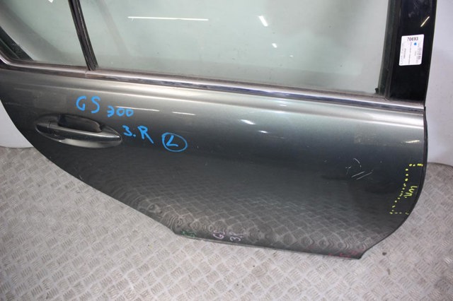 TOYOTA 6700330600 Дверь задняя правая в наличии Ужгород