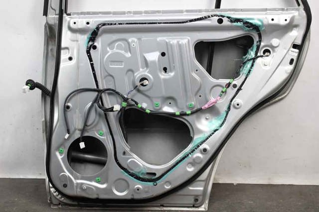6700348080 TOYOTA Дверь задняя правая купить в Сумы