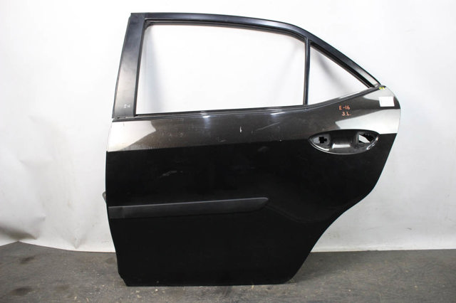 Дверь пассажирская задняя левая 6700402410 TOYOTA