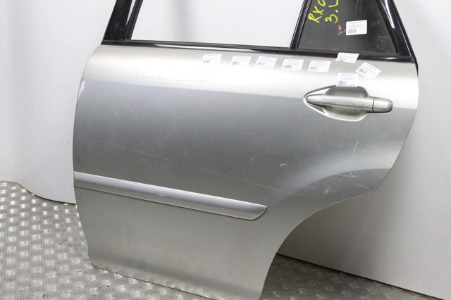 Задняя левая дверь 6700448080 TOYOTA