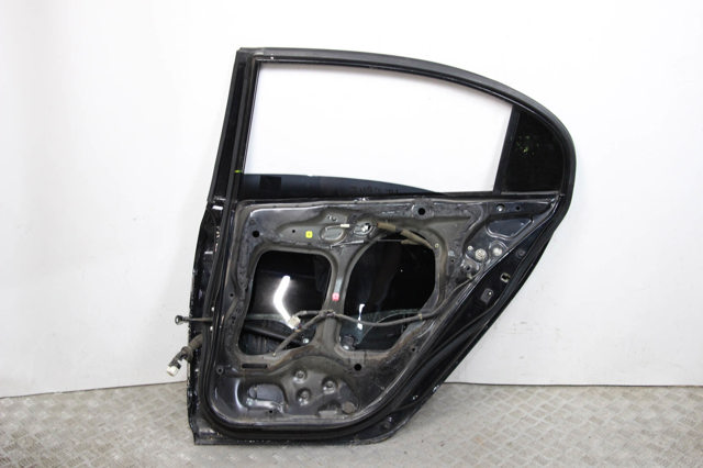 67510SNAU00ZZ HONDA Дверь задняя правая купить в Черкассы