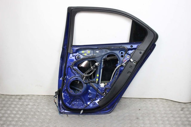 HONDA 67510TL0000ZZ Дверь задняя правая в наличии Ирпень