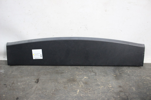 Облицовка багажника пятой двери 6775076030C0 TOYOTA