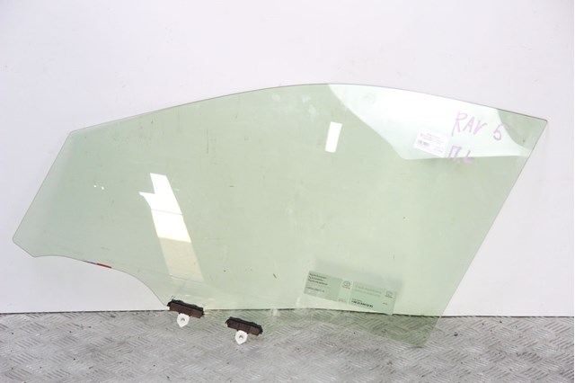 Стекло водительской двери 6810242270 TOYOTA