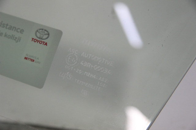 6810242270 TOYOTA Стекло двери передней левой купить в Запорожье
