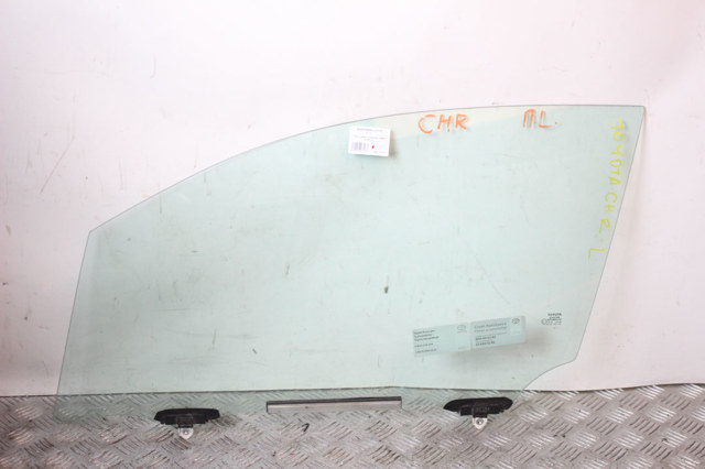 68102F4010 TOYOTA Стекло двери передней левой купить в Чернигов