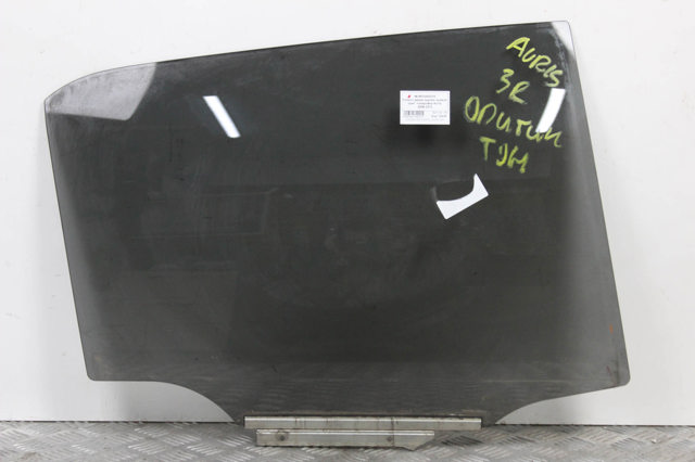 Стекло заднее правое 6810302210 TOYOTA