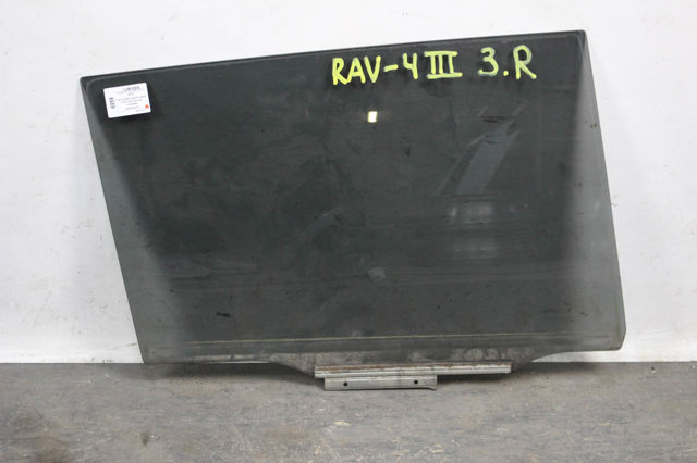 TOYOTA 6810342110 Стекло двери задней правой в наличии Ужгород
