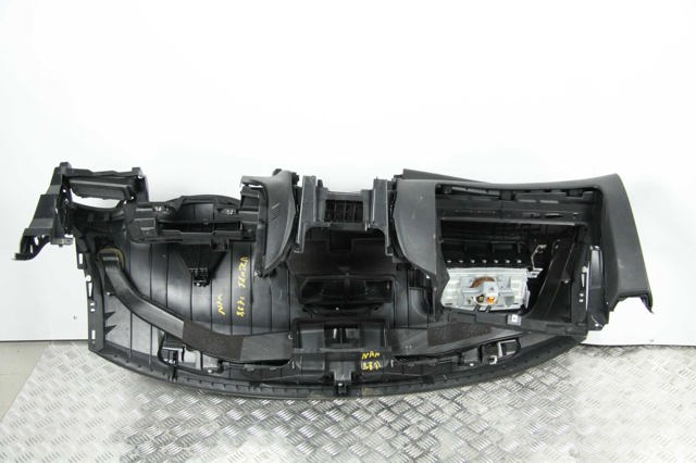 682003SG0A NISSAN купить в Запорожье