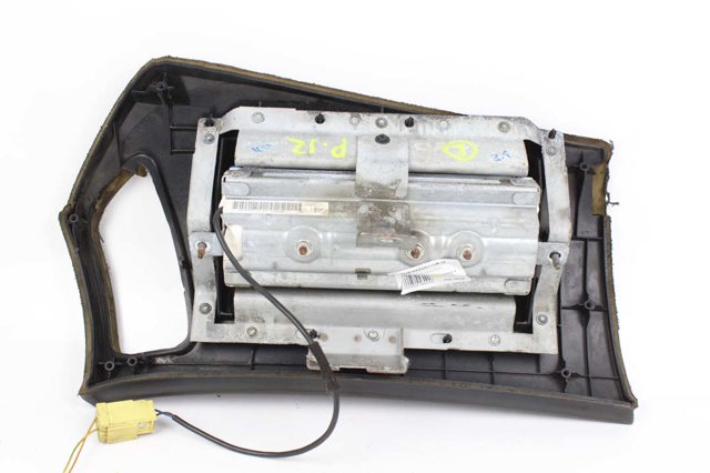 Передняя панель 68200AV600 NISSAN