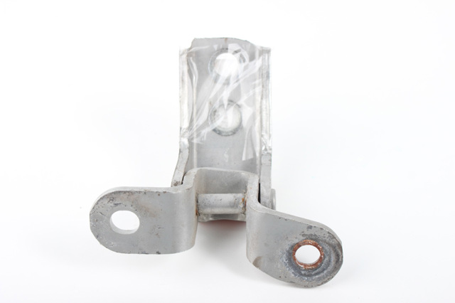 Навеска двери водителя (петли) 6872002050 TOYOTA
