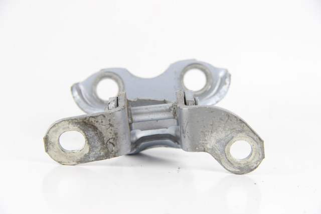 6876020121 TOYOTA Петля двери задней левой купить в Винница