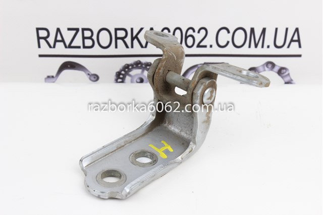 6877035050 TOYOTA Петля двери задней правой купить в Черкассы