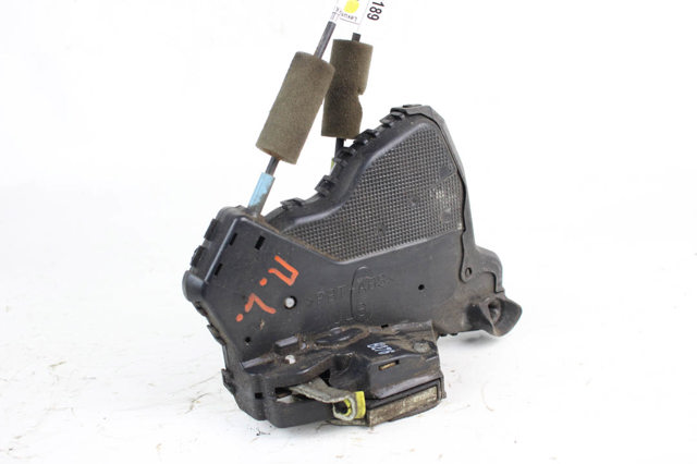 Запор кабины 6904002120 TOYOTA