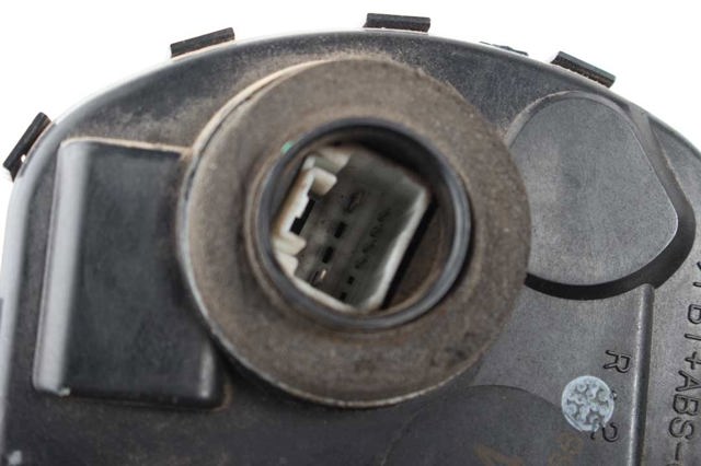 Замок пятой двери 6911060171 TOYOTA