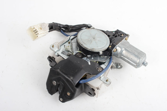 Замок крышки багажника 6935048050 TOYOTA