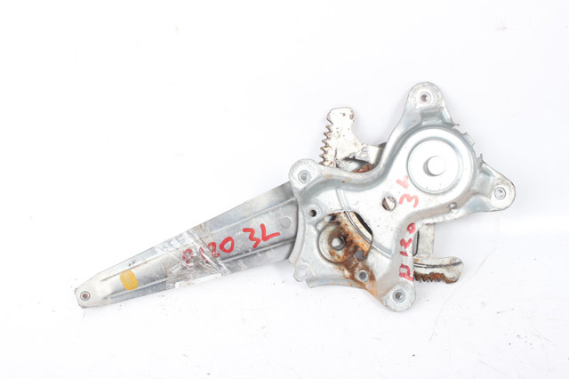 Стеклоподъемник левой задней двери 6980435080 TOYOTA