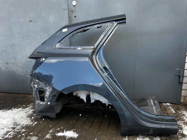 HYUNDAI 71504A2C20 Крыло заднее правое в наличии Сумы