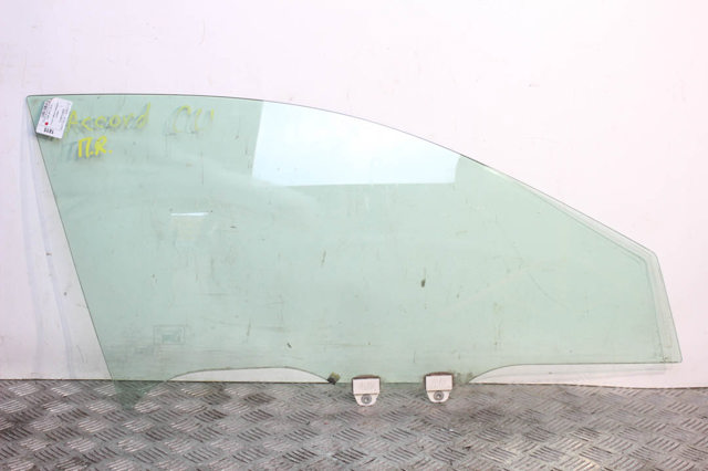 Стекло пассажирской двери 73300TL0E30 HONDA