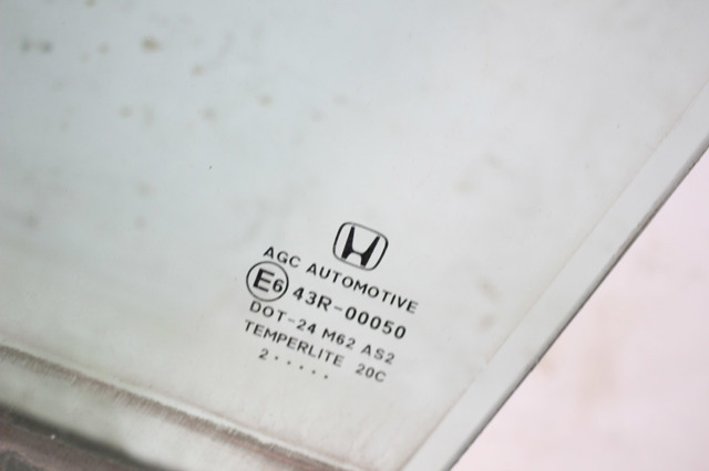 Окно (передней двери) двери 73350T1GE00 HONDA