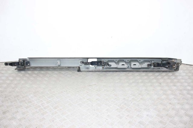 NISSAN 738218H700 в наличии Винница
