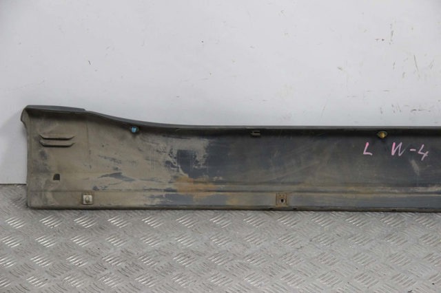 MITSUBISHI 7405A089 Накладка (молдинг) порога наружная левая в наличии Хмельницкий