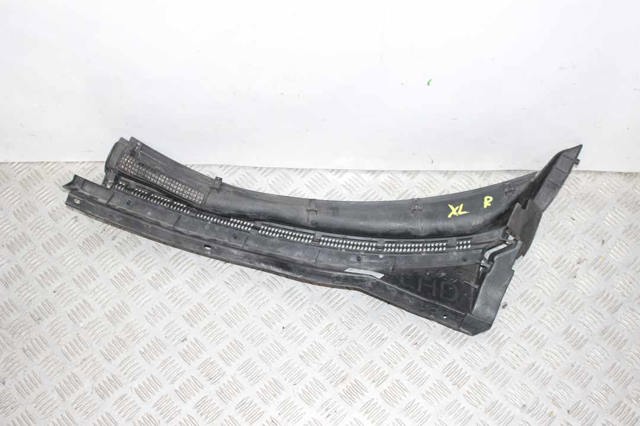 Водосток лобового стекла, жабо 7405A114 MITSUBISHI