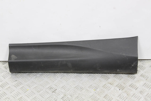 Накладка задней левой двери 7507842010 TOYOTA