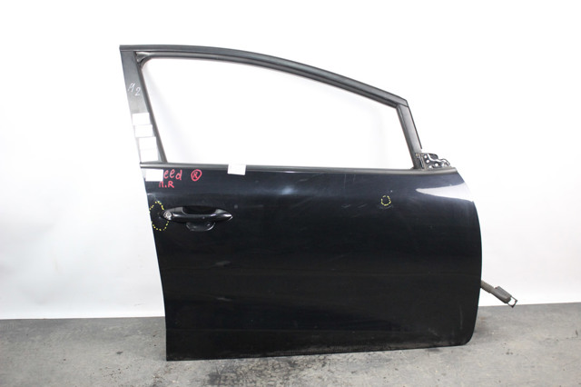 Пассажирская передняя дверь 76004A2000 HYUNDAI