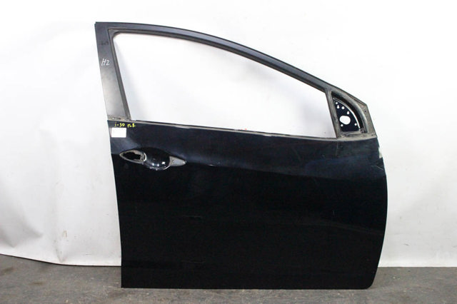 Пассажирская передняя дверь 76004A6000 HYUNDAI