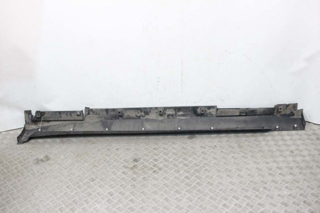 NISSAN 768504GA3B в наличии Житомир