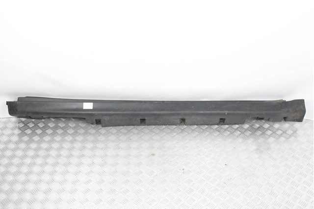 76850EM30A NISSAN купить в Кривой Рог