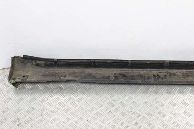 NISSAN 768511KA0A в наличии Кривой Рог