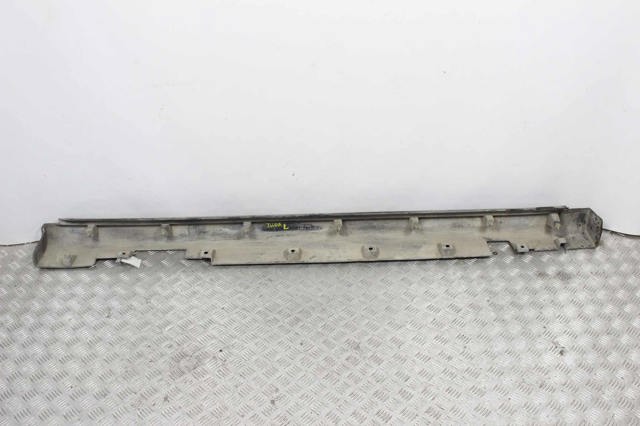 NISSAN 76851EM30A в наличии Ужгород