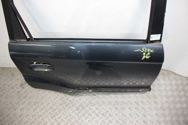 770042K010 HYUNDAI Дверь задняя правая купить в Ирпень