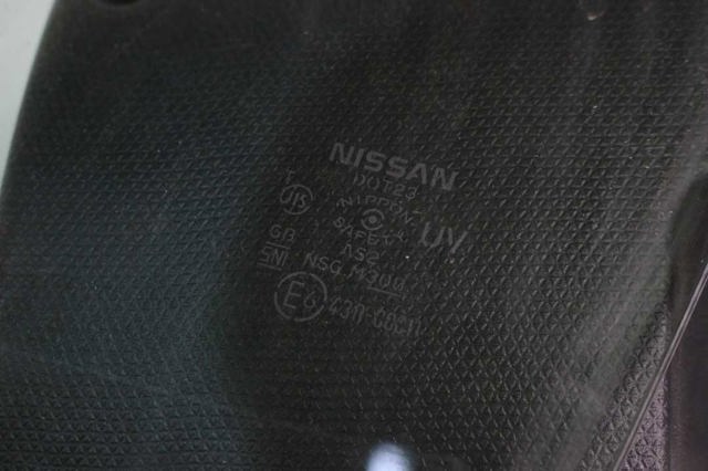 803004CA0A NISSAN Стекло двери передней правой купить в Львов