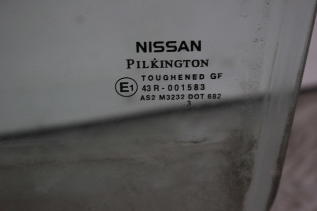 80301AX100 NISSAN Стекло двери передней левой купить в Черкассы