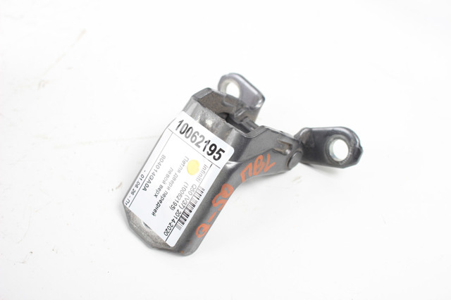 Петля передней двери правая 804014GA0A NISSAN