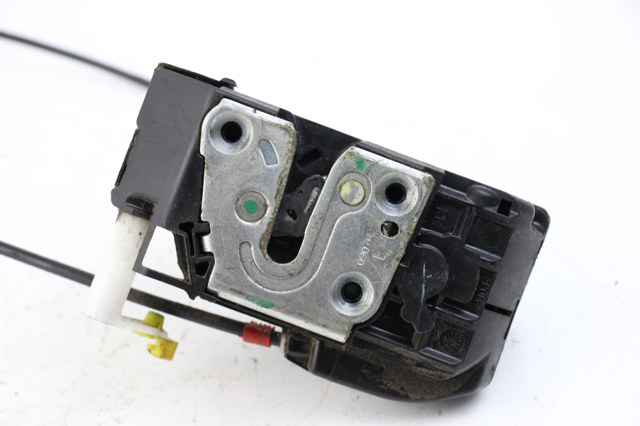 805019U100 NISSAN Замок водительской двери купить в Тернополь