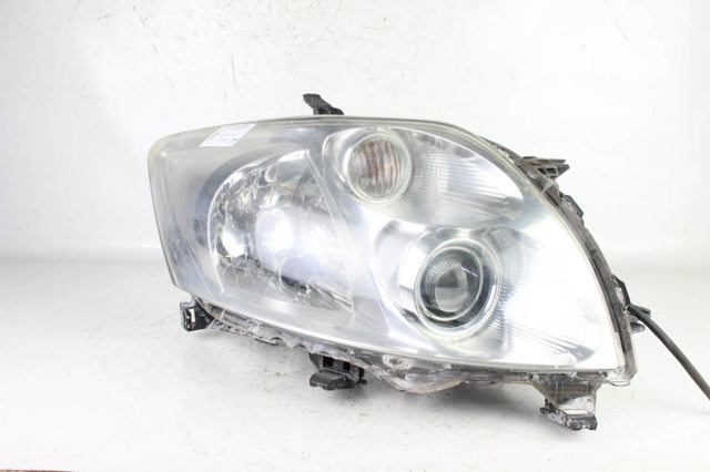 Фара основная правая 8113002470 TOYOTA