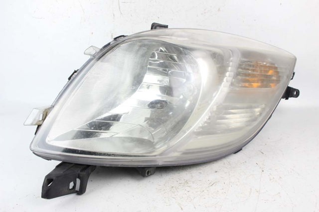 Основная фара - вставка 811300D120 TOYOTA