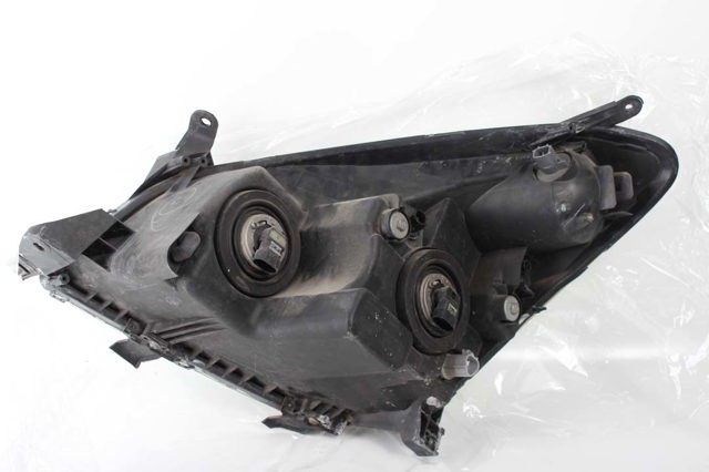 TOYOTA 811300F010 Правая фара в наличии Житомир