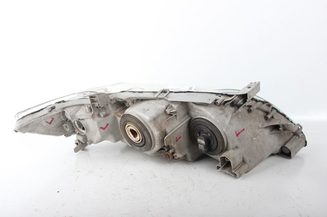 Вставка фары левой 8115006200 TOYOTA