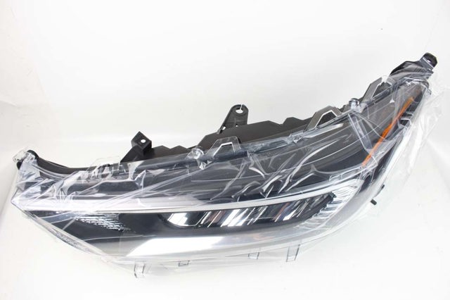 Вставка фары левой 811500R140 TOYOTA